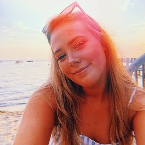 Meet your Posher, Bella